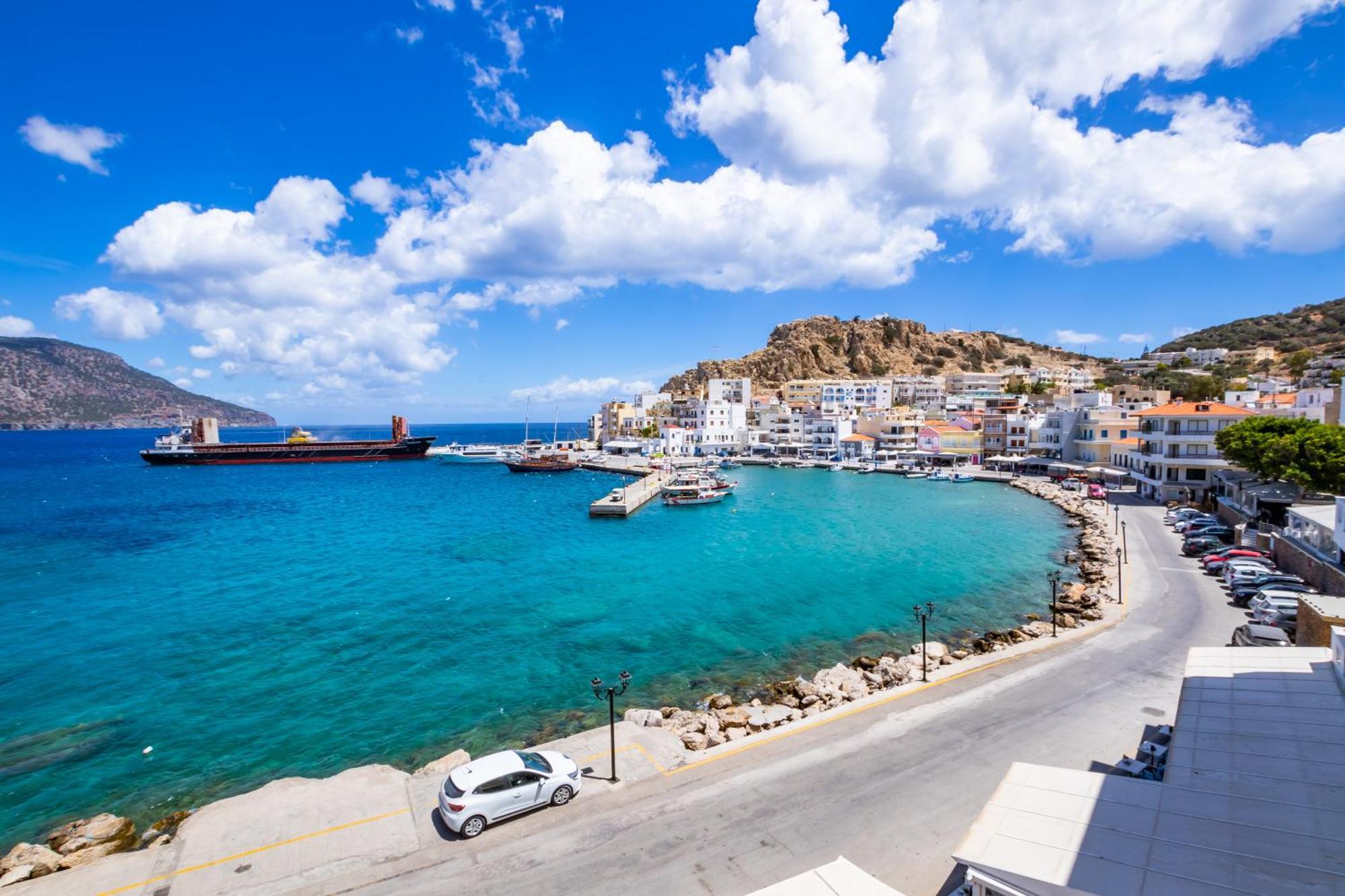 Mimis & Connie 1 Apartment Karpathos Town  Exterior photo
